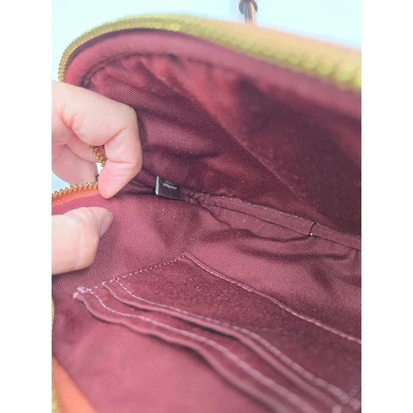 Coach Crossbody Straw Purse, Top Zip Closure, Adjustable Strap, Small - Picture 7 of 8